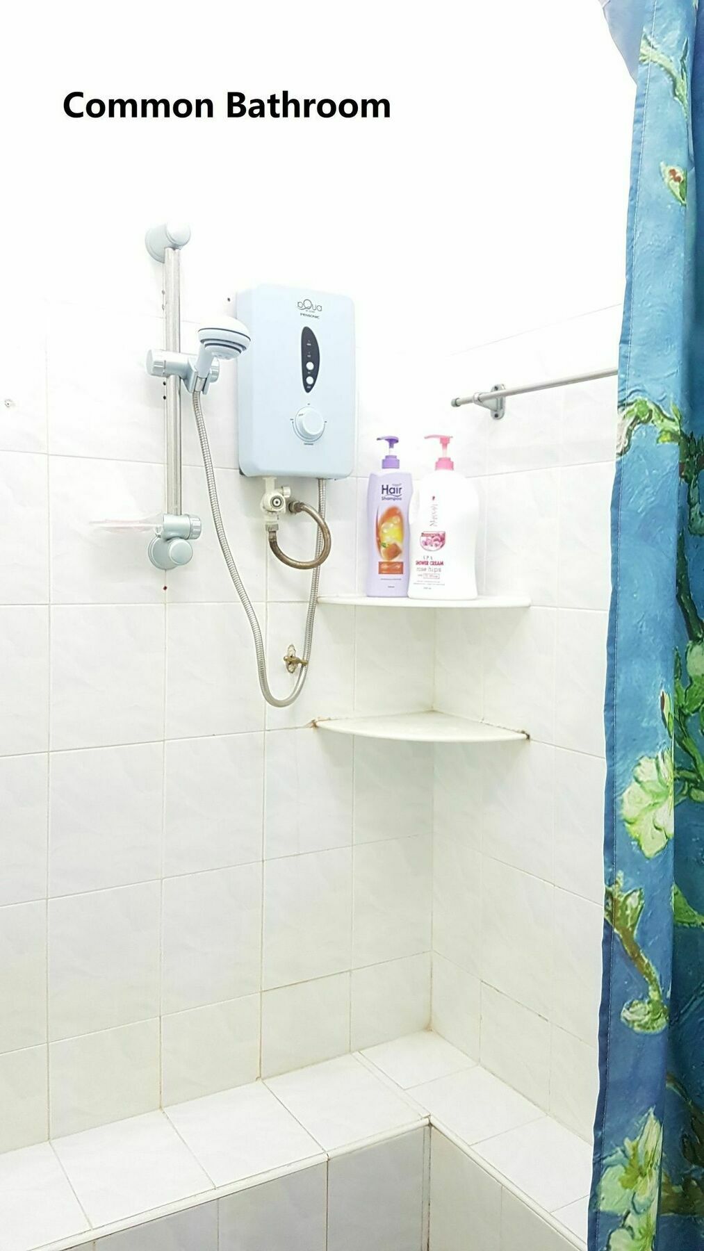 Lpm Room Tanjung Bungah  Exteriör bild